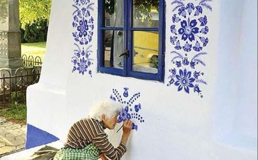 Ne staje ni u 91-oj: Bakica iz Češke ukrašava zidove kuća